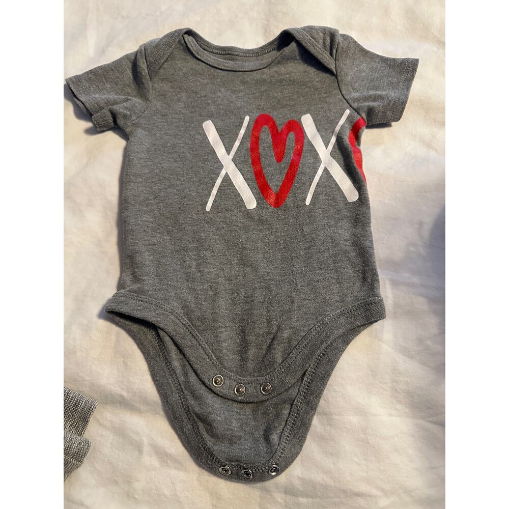 Valentines Day 12 month‎ onesie xoxo